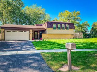 142 Bowman Ct, Bolingbrook, IL