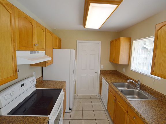 2nd image of 7524 SW 8th Ct