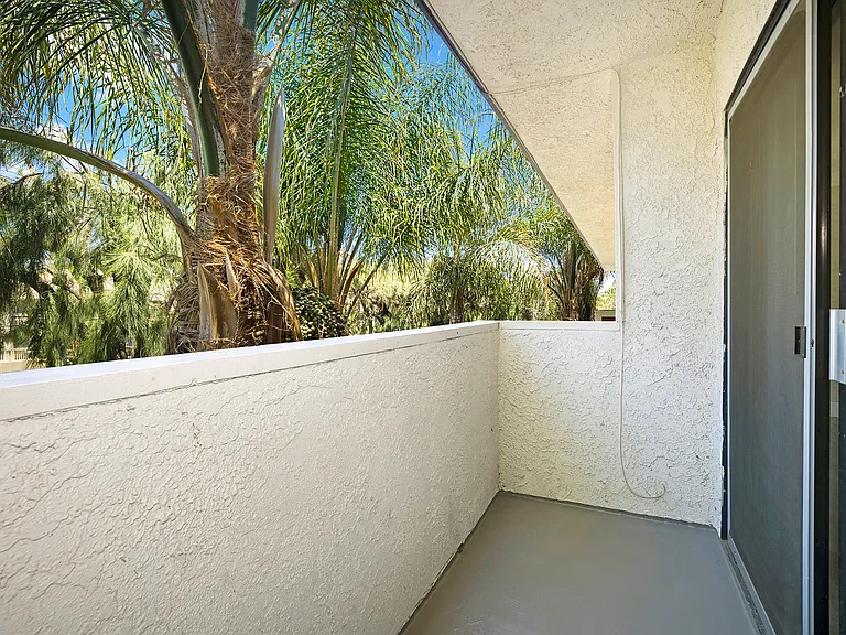 Brody Terrace Apartments — Photo 25