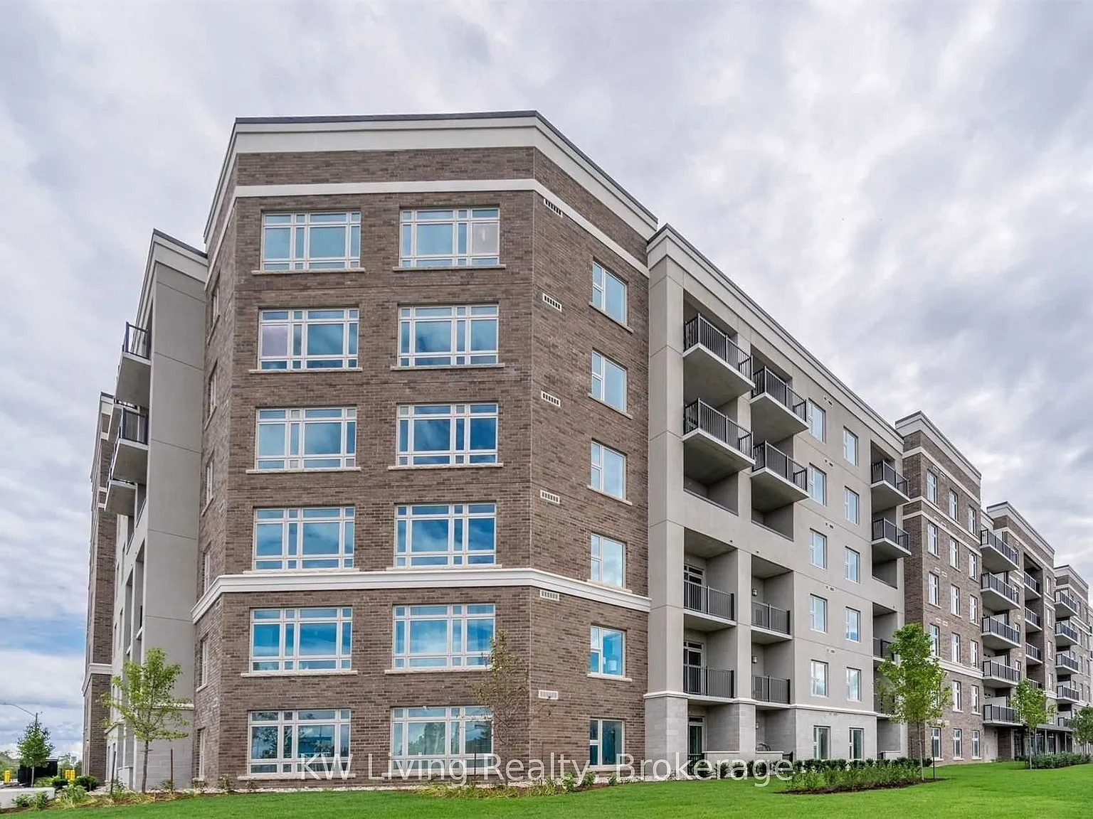 2 bed, $2,400 — Photo 1