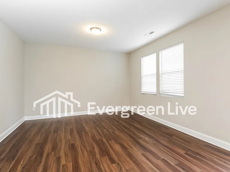 515 Leland St — Photo 5