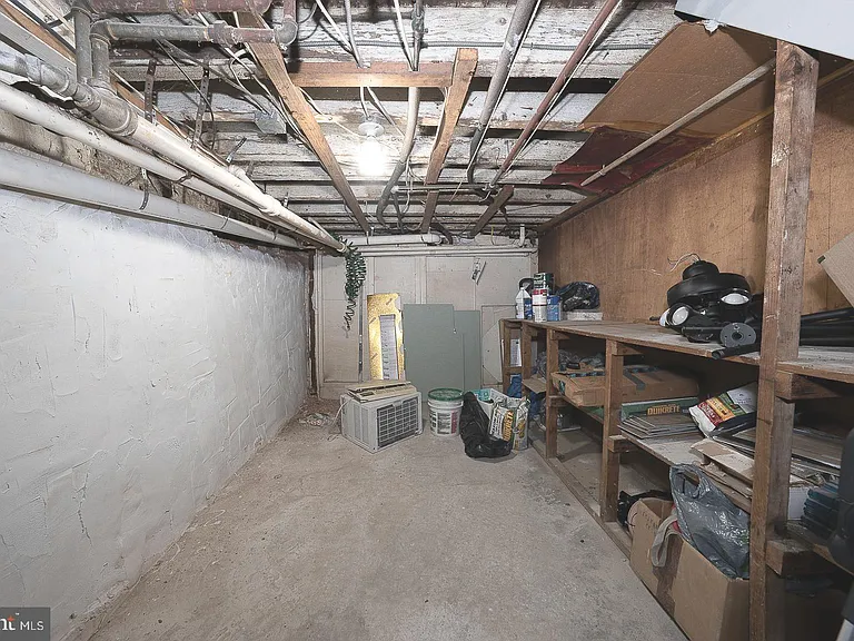 418 Harlan St — Photo 26