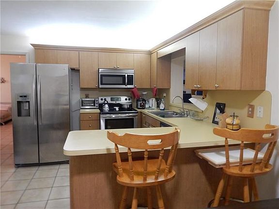 3rd image of 9321 NW 32nd Mnr