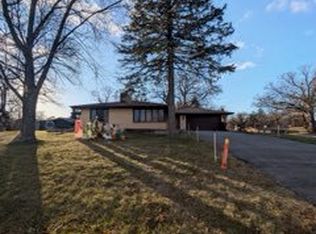 1701 Richards St, Joliet, IL 60433