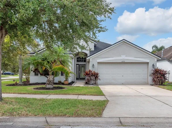 12721 Avelar Creek Dr, Riverview, FL 33578
