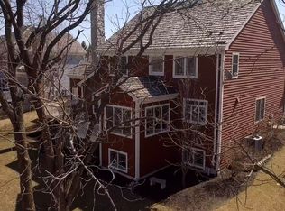 2970 Trail Crest Ln, Lindenhurst, IL 60046