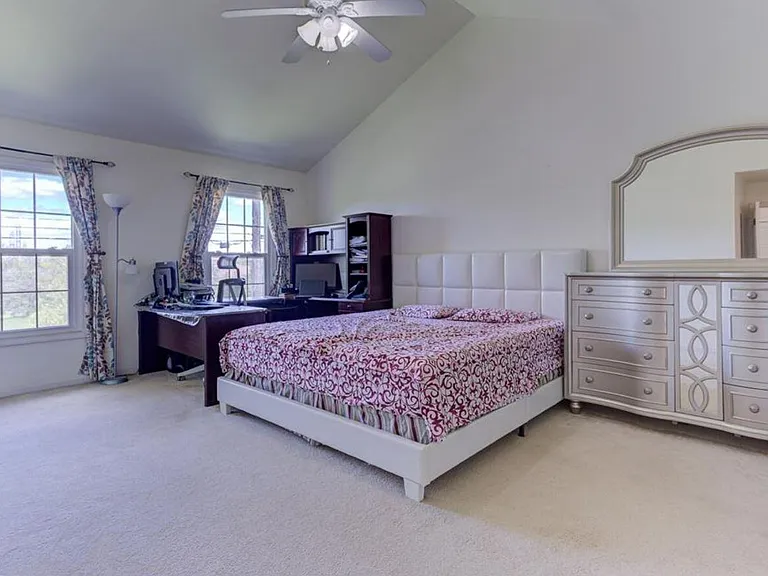 44741 Cherry Hill Rd — Photo 17