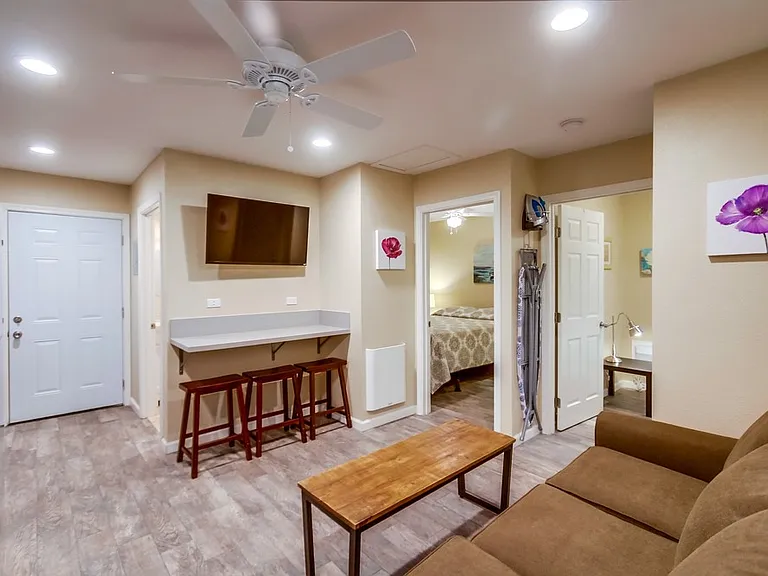 2489 J St — Photo 11