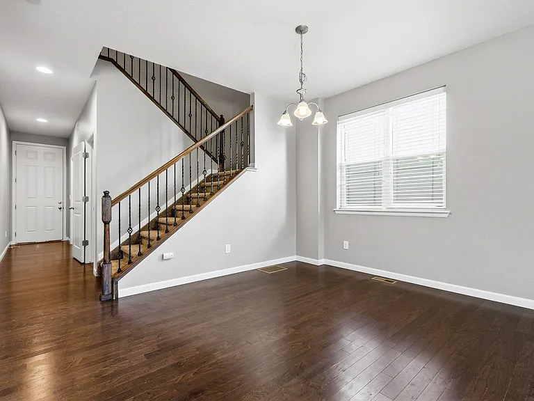 614 W 170th Pl — Photo 11