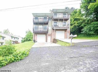 1424 Northwest Dr, Morgantown, WV 26505