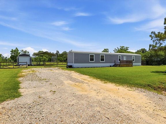 3rd image of 7655 Cohenour Rd