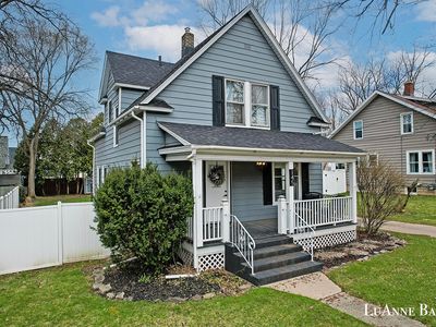 145 E Division St NE, Rockford, MI, 49341