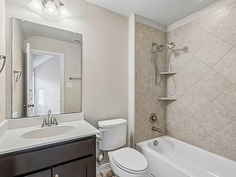 1828 Houghton Dr — Photo 20