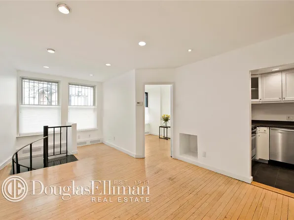 118 Suffolk Street image 1 of 9