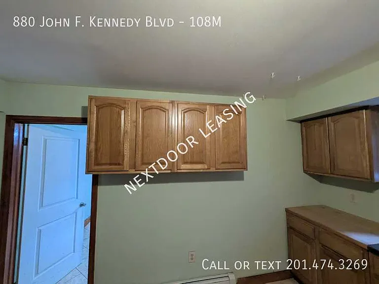 880 John F Kennedy Blvd #108M — Photo 2