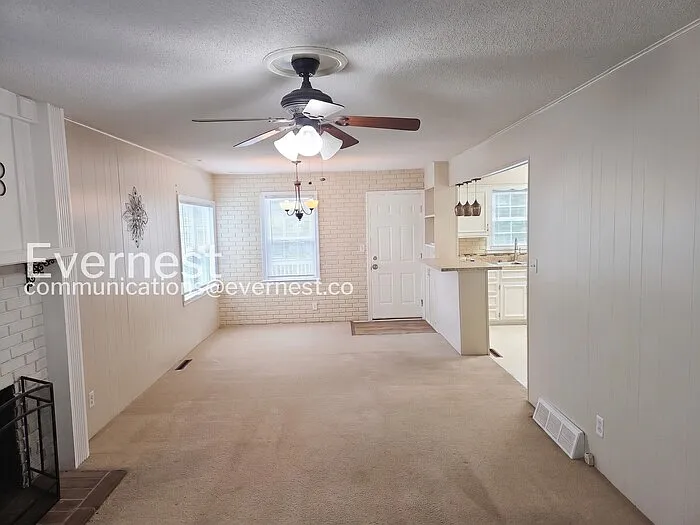 2904 N Chippewa Dr — Photo 5