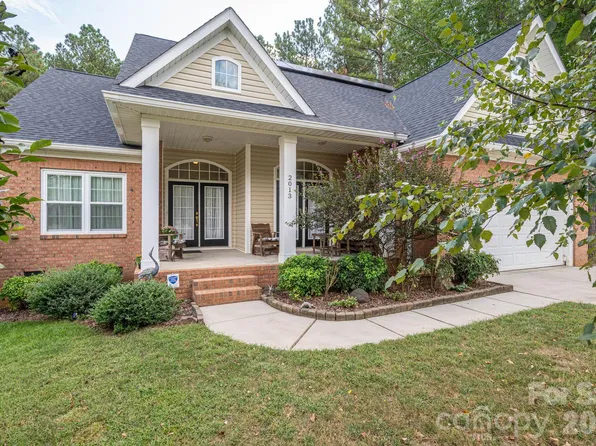 2013 Wrens Song Way, Gastonia, NC 28052