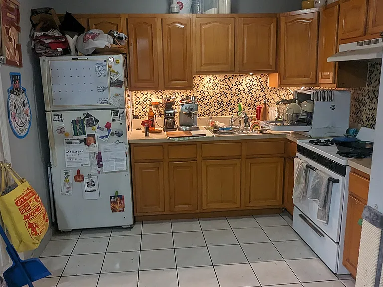 27 Stuyvesant Ave #2A — Photo 6