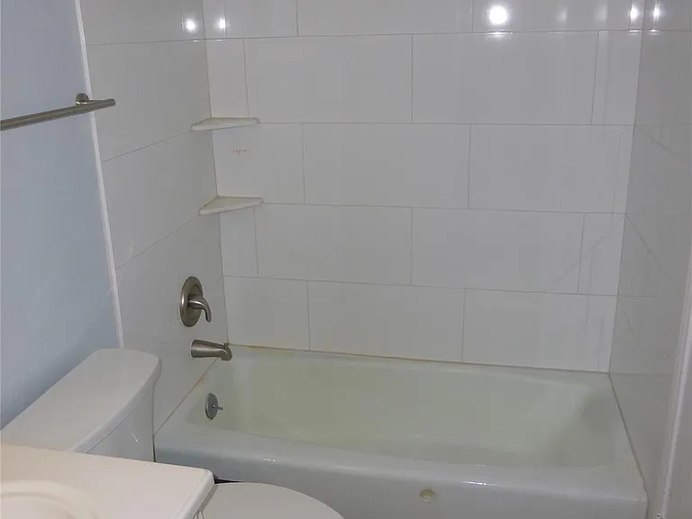 8410A Fathom Cir — Photo 27