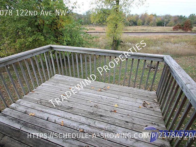 1078 122nd Ave NW — Photo 5
