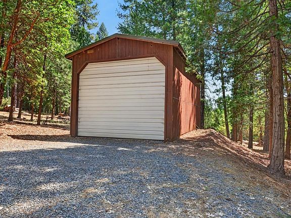 4th image of 5311 Bear Creek Rd