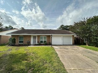 10723 Sharpview Dr, Houston, TX 77072