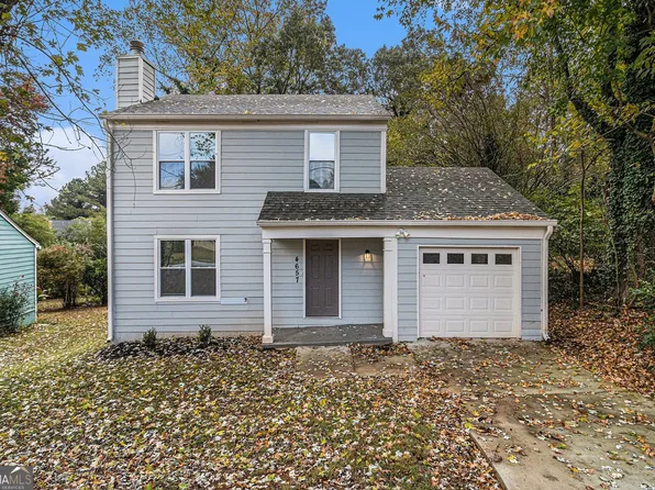 4657 Garden Hills Dr, Stone Mountain, GA 30083