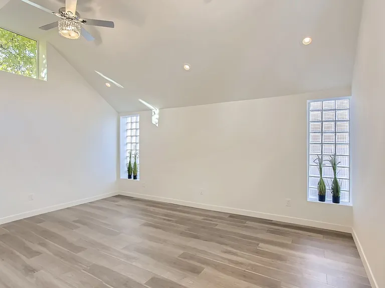 1157 Josephine St — Photo 10
