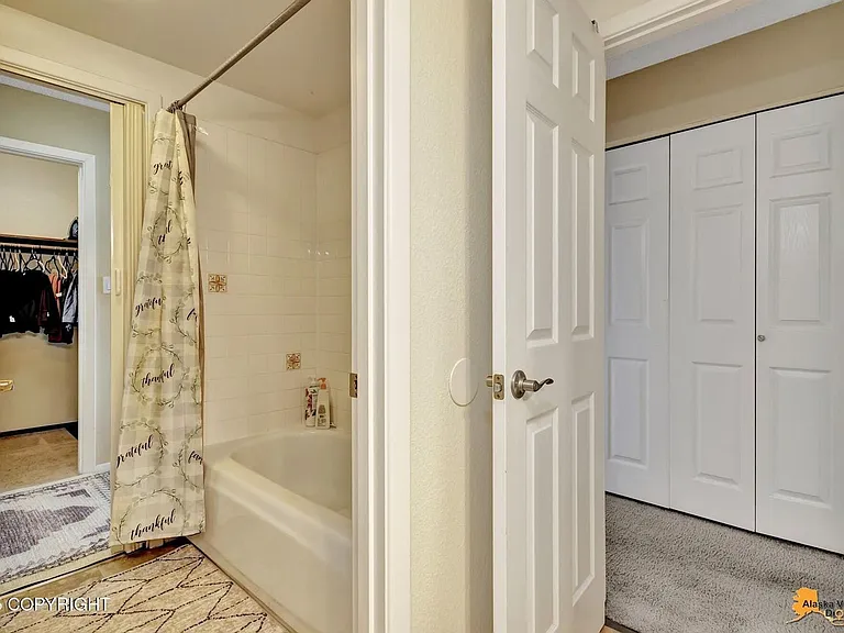 1300 W 7th Ave #315 — Photo 15