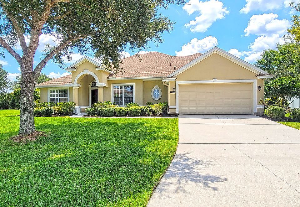 1st image of 2441 E Caparina Dr