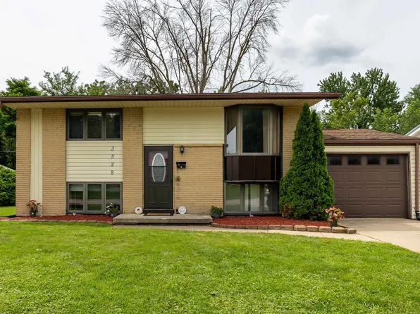 3528 Keymeer Dr, Dubuque, IA 52002