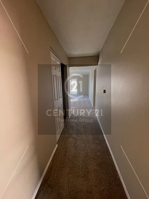 623-625 Bright Avenue - 625 — Photo 2