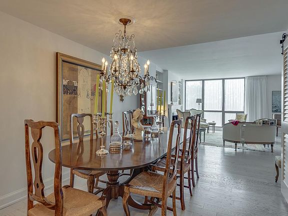 4th image of 3901 W End Ave APT 207
