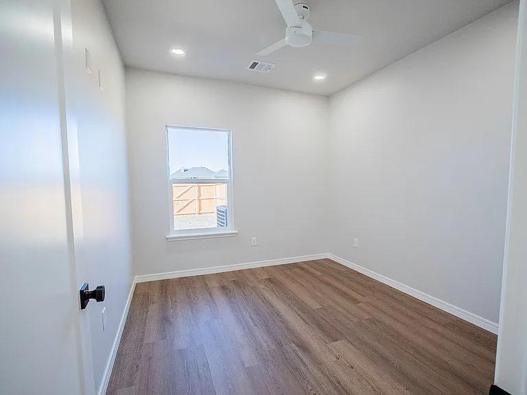 9294 Redbud Rd — Photo 20