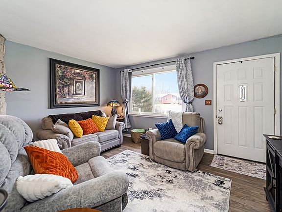 5th image of 309 Cheatham Ave