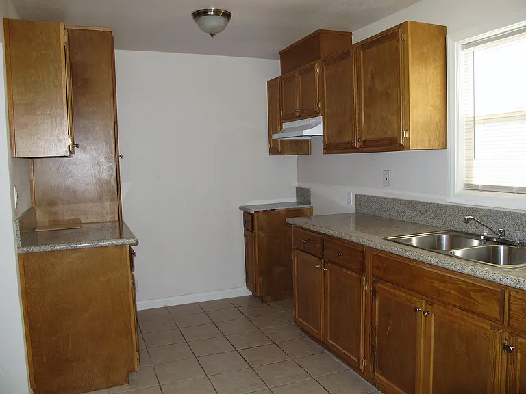 3354 Norton Ave #D — Photo 22