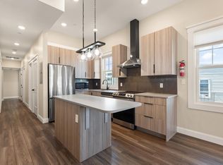 701 E 2nd St #3, Boston, MA 02127