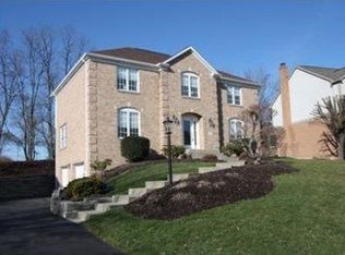 5518 Beverly Ct, Bethel Park, PA 15102