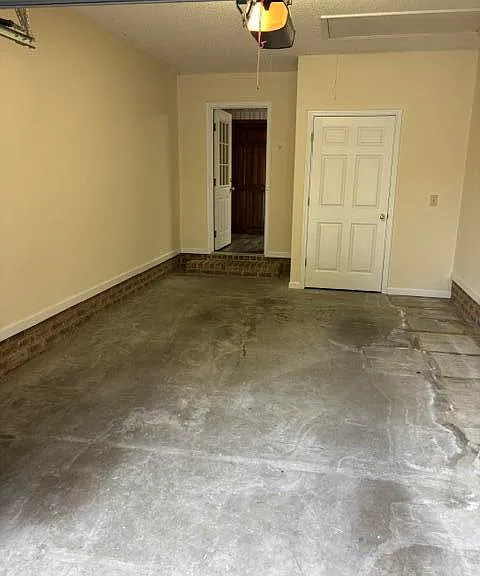 31 Radcliff Dr — Photo 14