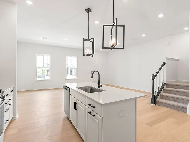 204 Silver Fleet Dr — Photo 14