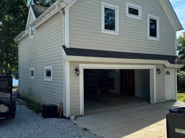 5541 S Richey Ln, Monticello, IN 47960