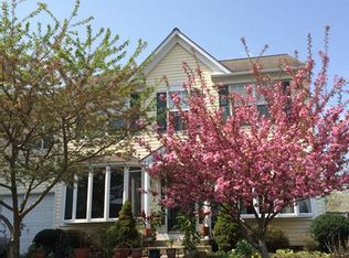 1103 Morningside Dr, Silver Spring, MD 20904