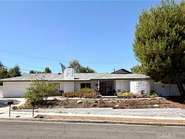 1065 Warwick Ave, Thousand Oaks, CA 91360