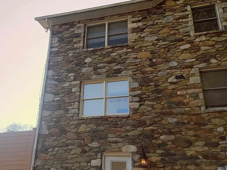 33 E Loudoun St — Photo 12