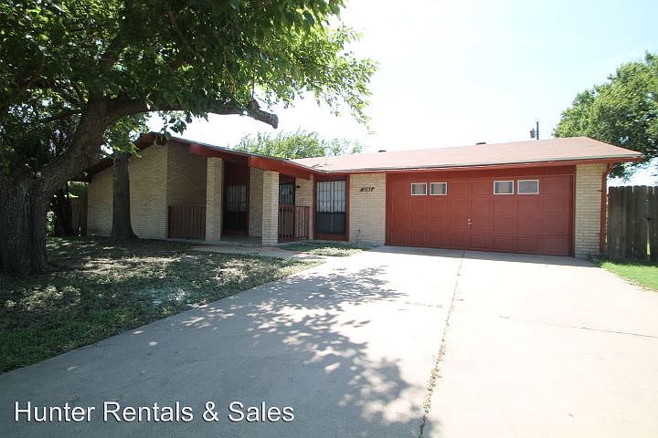 1st image of 2203 Estelle Ave