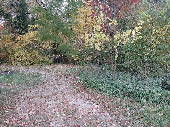 2nd image of 8068 Old State Route 21