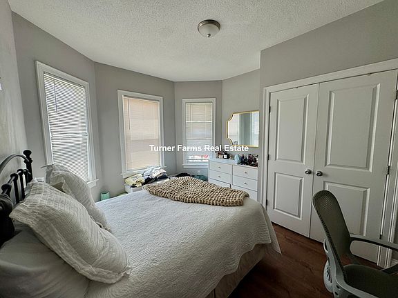 4th image of 38 Crescent Ave #3R