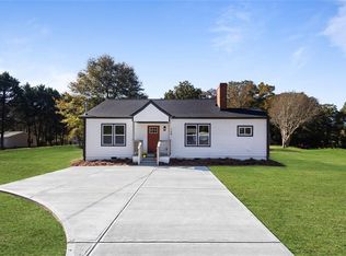 159 Pine Valley Rd, Bogart, GA 30622