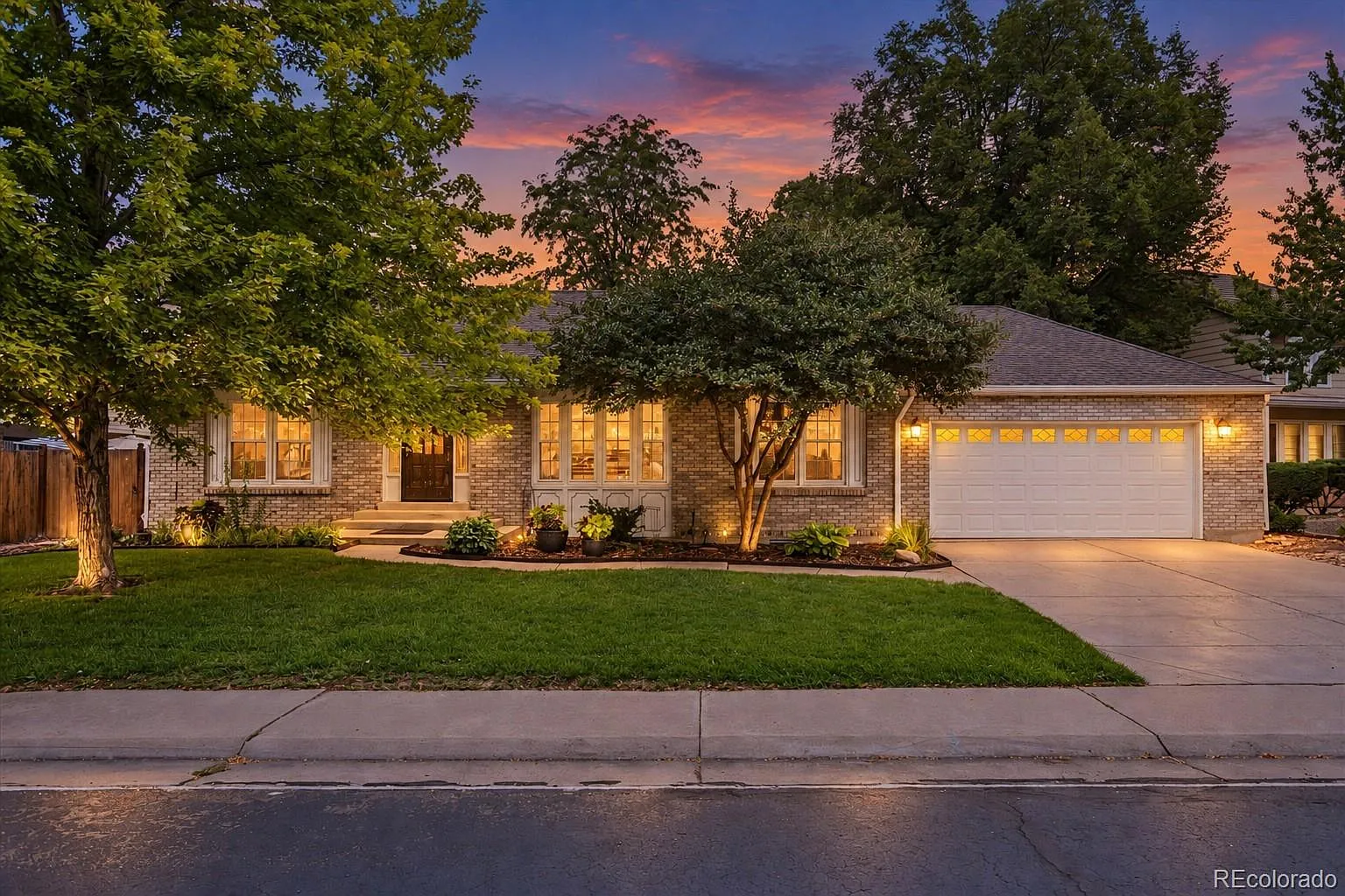 4 bed, 3.5 bath, 3288 sqft, $3,950 — Photo 1