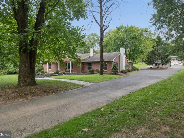 1373 Oxford Valley Rd, Yardley, PA 19067